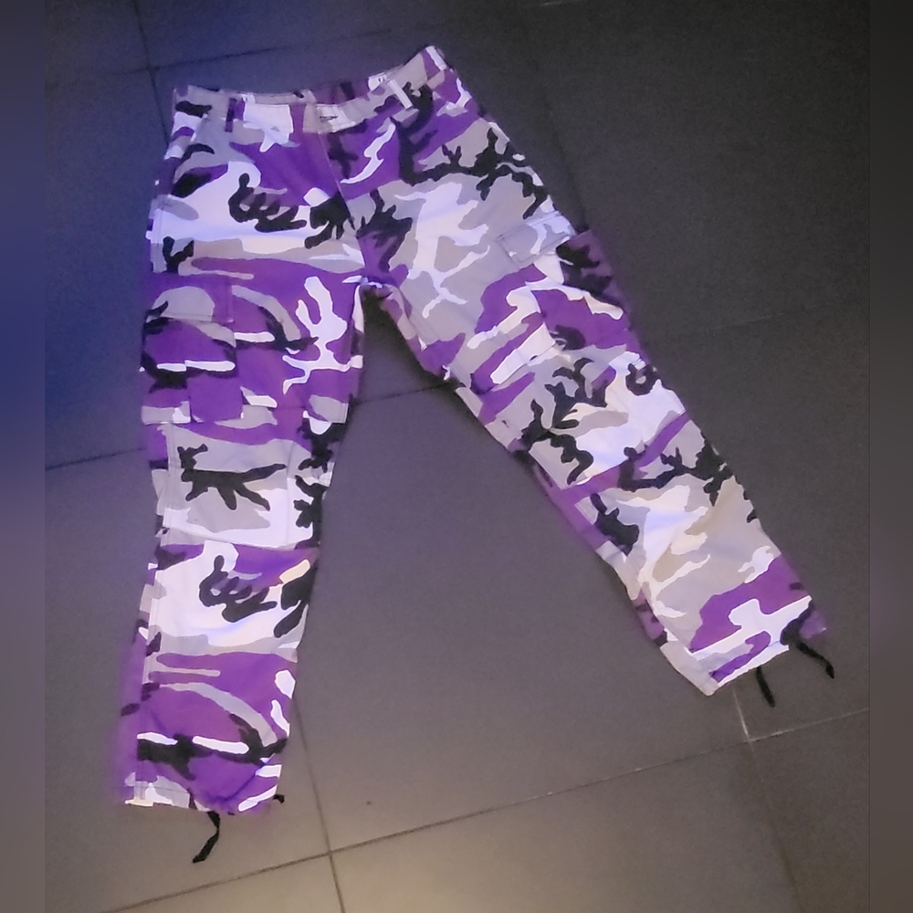 Purple Camouflage pants 35"-39" 29.5-32.5 inseam
